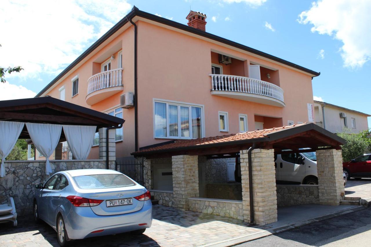 Apartments Kimm بوريتش المظهر الخارجي الصورة